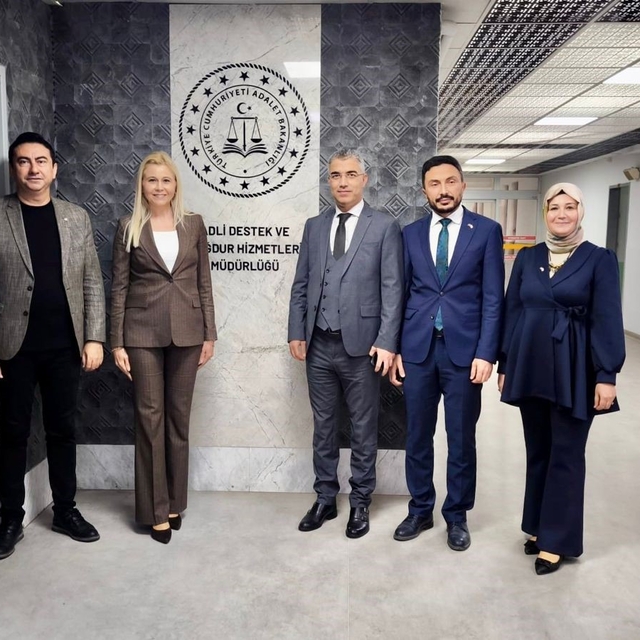 Adliyeye çocuk bekleme ve oyun odası kütüphanesi kuruldu