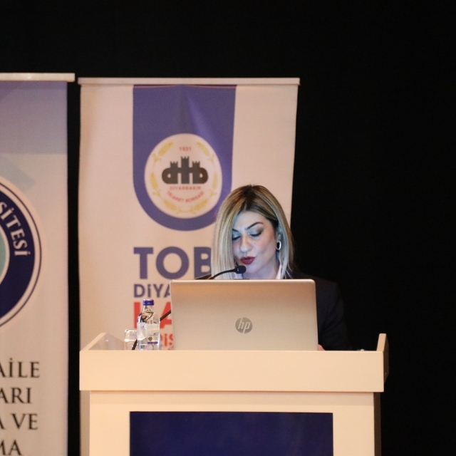 Diyarbakır'da "Zirvede Kadın Var" etkinliği düzenlendi