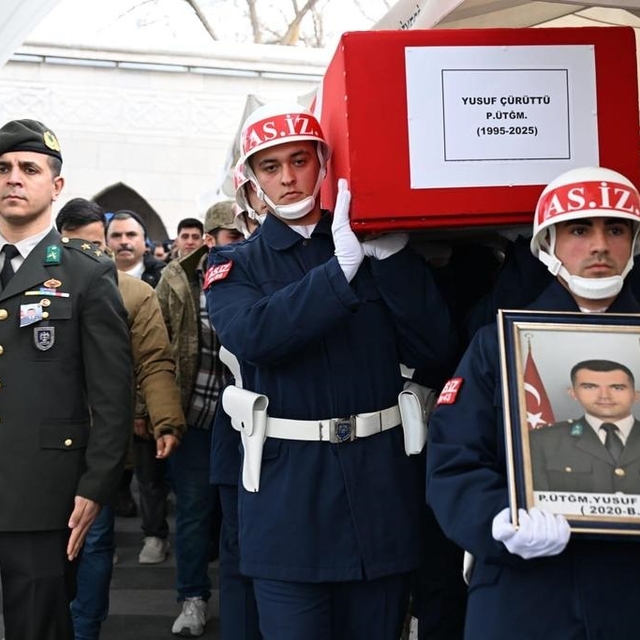 Motosiklet kazasında hayatını kaybeden üsteğmen toprağa verildi