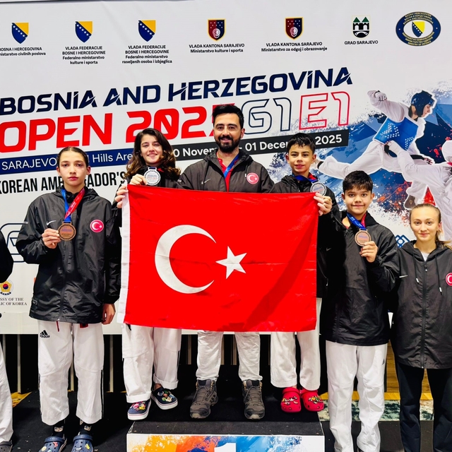 Aliağalı taekwondocular Saraybosna'dan madalyalarla döndü