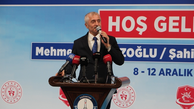 Türkiye Güreş Şampiyonası Gaziantep'te başladı
Türkiye Güreş Şampiyonası'na Şahinbey Belediyesi ev sahipliği yapıyor