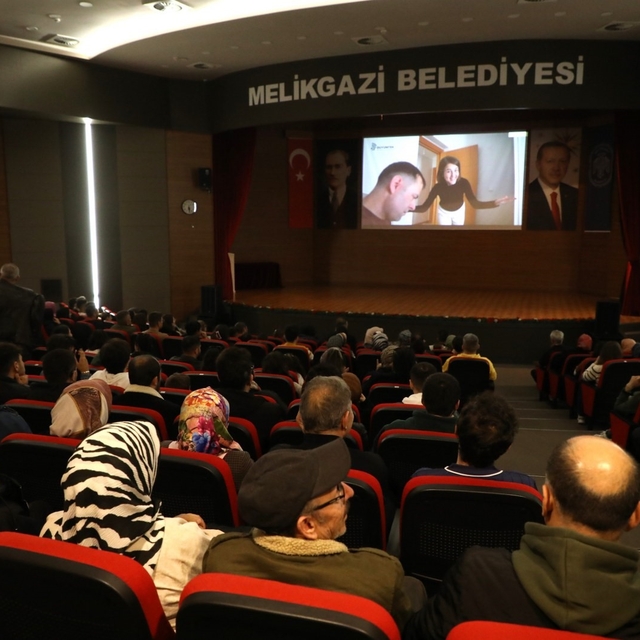 Melikgazi'den işitme engellilere sessiz film