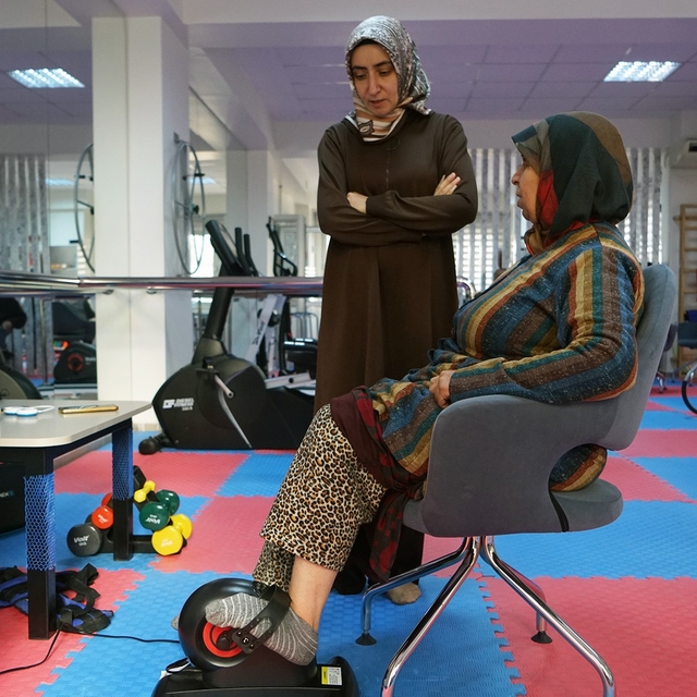 Aktif yaşam merkezinde yaş almışlara özel ilgi