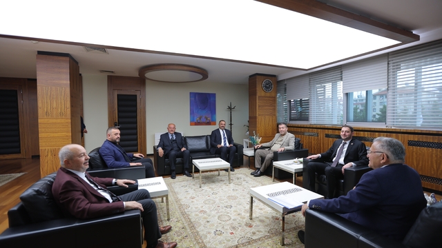 MHP Kayseri heyetinden Başkan Büyükkılıç'a ziyaret