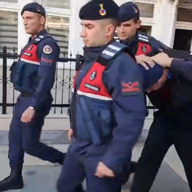 Eski eşinin kocası olan polise çarpıp görüntülerini 'kaza' notuyla paylaşan...