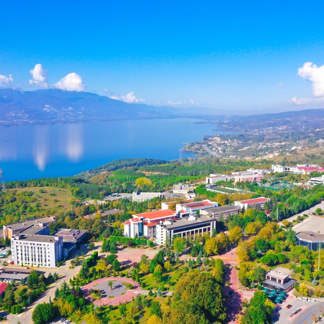 SAÜ, UI GreenMetric 2025'te Türkiye'de 12'nci sıraya yükseldi