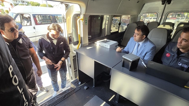 Marmaris Kaymakamlığı'ndan düzensiz göçle mücadeleye destek