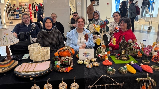 Bu eserlerin hepsi özel gereksinimli bireylerin ellerinden çıktı