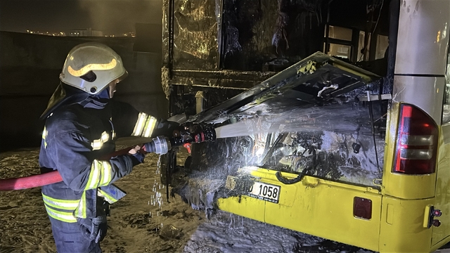 Yozgat'ta özel halk otobüsü yandı