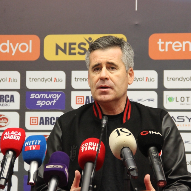 Hüseyin Eroğlu: "Çorum FK'yı hep yukarı taşıyıp sezon sonunda Süper Lig'de...