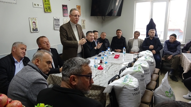 Tavşanlı'da ürericilere tohum ve gübre desteği