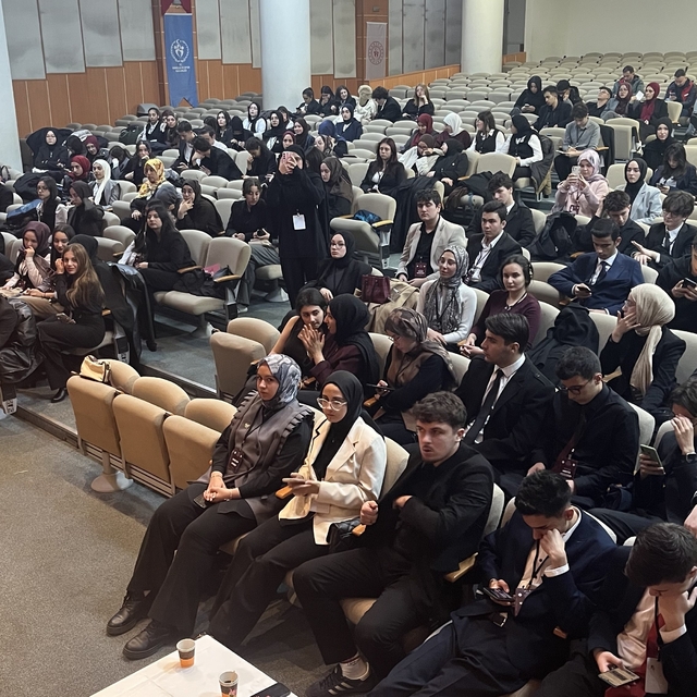 Bursalı genç beyinler, şimdiden Türkiye'nin geleceğine ışık tutuyor