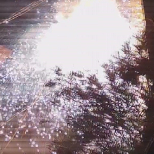 Elektrik kablolarında yaşanan patlama geceyi gündüze çevirdi