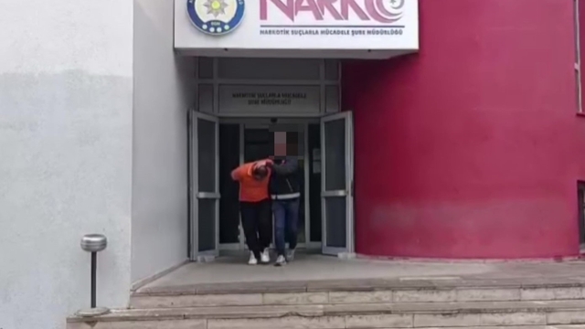 Uyuşturucu taciri 28 firari hükümlü yakalandı