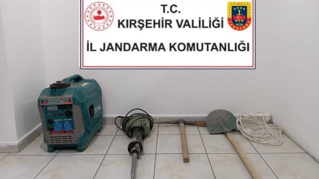 Kırşehir'de izinsiz kazı yapan şüpheli yakalandı