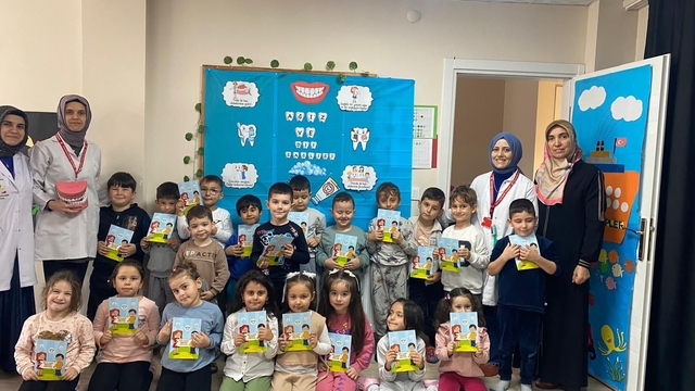 Çilimli'de miniklere sağlıklı gülüşler için eğitim