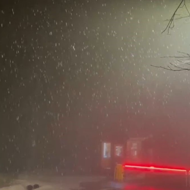 Kış turizmiyle ünlü Kartepe Kuzuyayla'ya kar yağdı