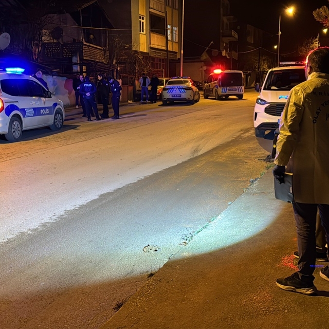 Tartıştığı babasına silahla ateş eden çocuk gözaltına alındı