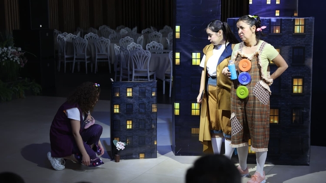 Dünyadaki Son Çiçek oyunu, miniklerden büyük beğeni topladı