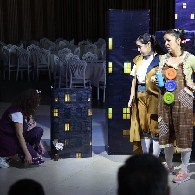 Dünyadaki Son Çiçek oyunu, miniklerden büyük beğeni topladı