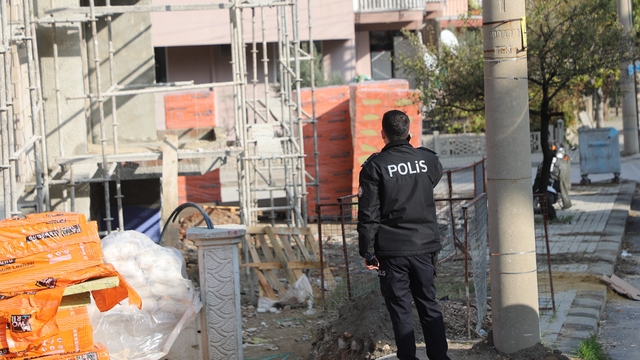 Denizli'de inşaatın 2. katından düşen işçi öldü