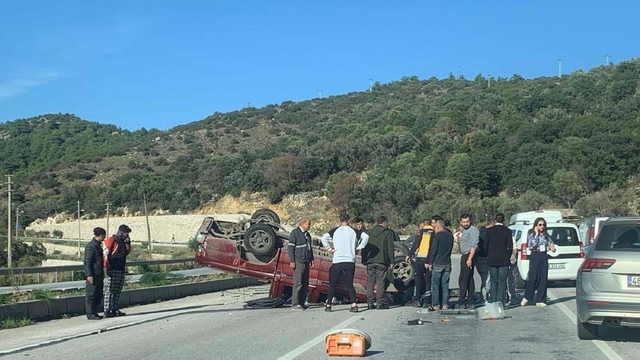Bodrum'da takla atan kamyonetin sürücüsü öldü