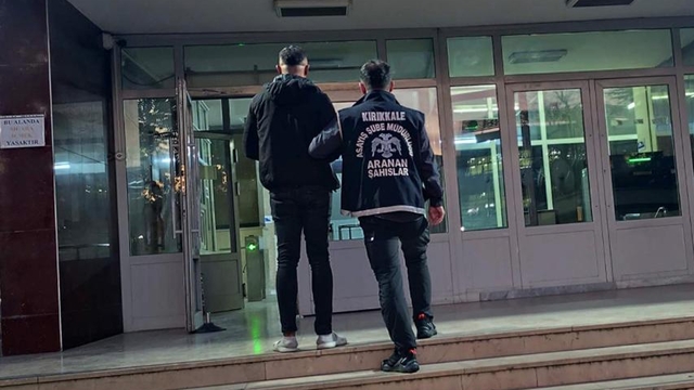 Kırıkkale'de eş zamanlı operasyonda 4 firari yakalandı