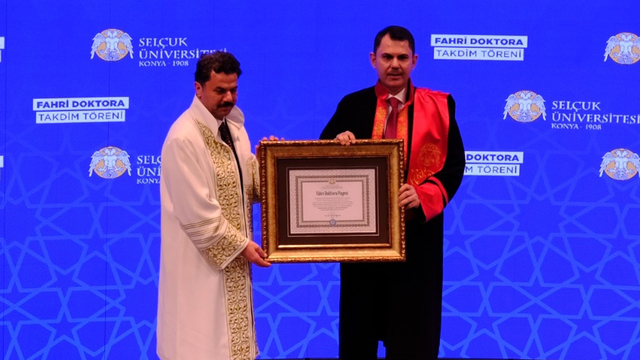 Bakan Kurum: Bir ülke büyüklüğündeki alanı deprem bölgesine yeniden kurduk (2)