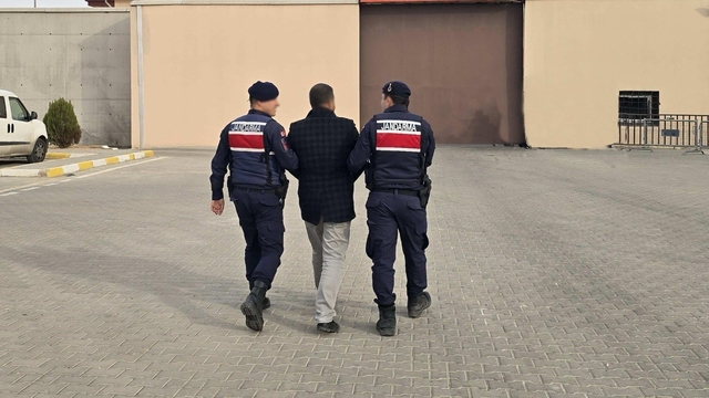 Gaziantep'te aranan 3 şahsı jandarma yakaladı