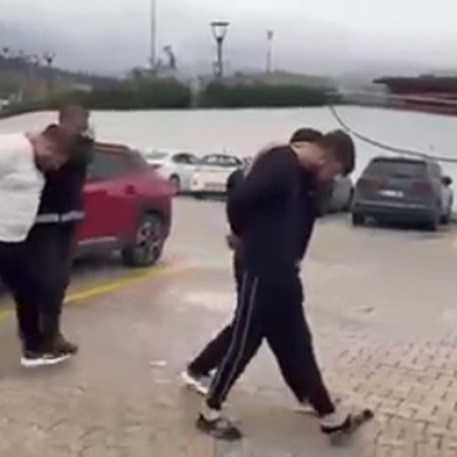 İskenderun'da kasten yaralama ve tehdit şüphelisi 3 kişi tutuklandı