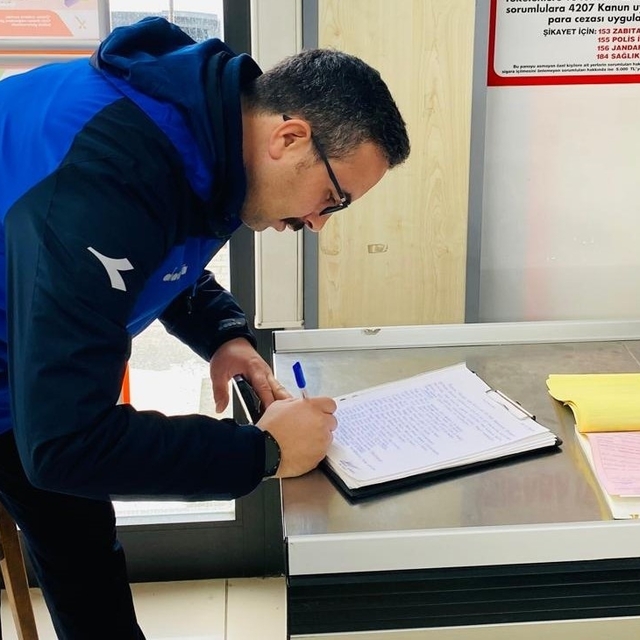 Gölcük'te tarihi geçmiş ürünler imha edildi