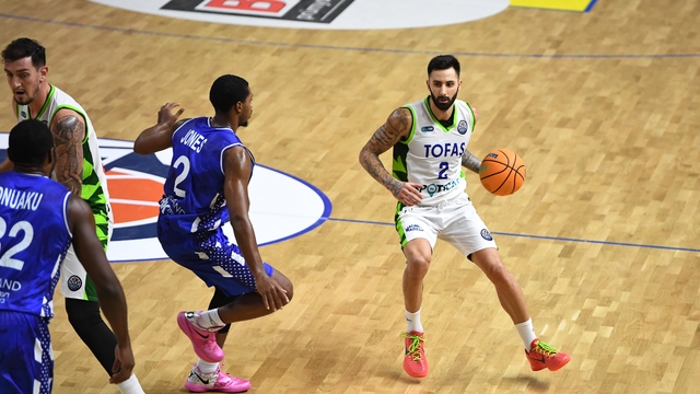 Bnei Herzliya - TOFAŞ: 82-81