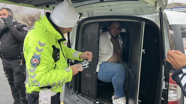 Polisten kaçan ehliyetsiz sürücü tutuklandı