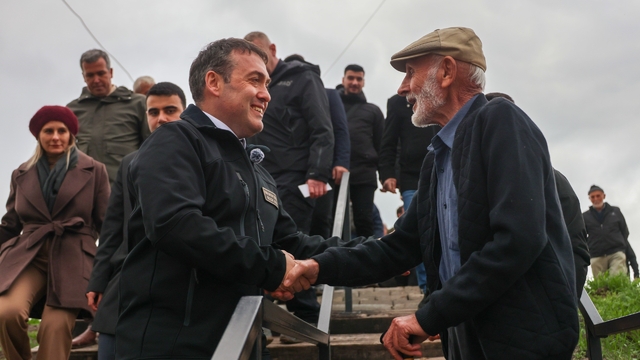 Vali Sözer, yangın mağdurları için yapılan kalıcı konutları inceledi