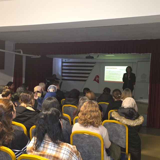 'Dijital Tehditlere Karşı Bilinçlenme Semineri' düzenlendi