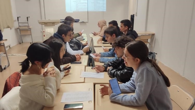 BŞEÜ'de İngilizce pratik etkinliği