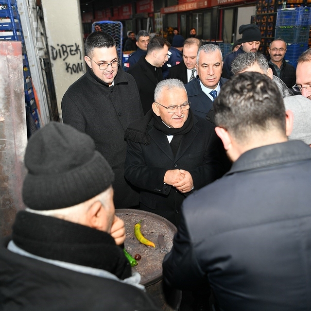 Başkan Büyükkılıç'tan Hal Kompleksi'ne sabah mesaisi