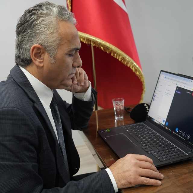 Filistinli doktor Gazze'de yaşanan dramı anlattı
"Gazze'nin tek umudu Türki...