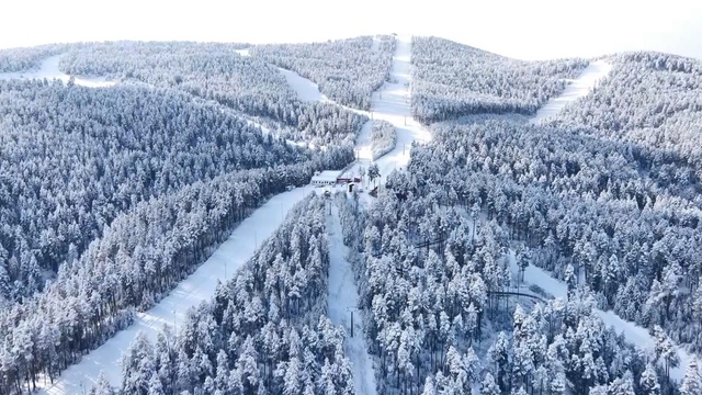 Beyaza bürünen Sarıkamış havadan görüntülendi