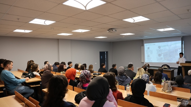 Topraklı ve topraksız seralarda üretim yöntemleri anlatıldı
Ziraat Fakültesi Konferansları serisinin 2.si düzenlendi