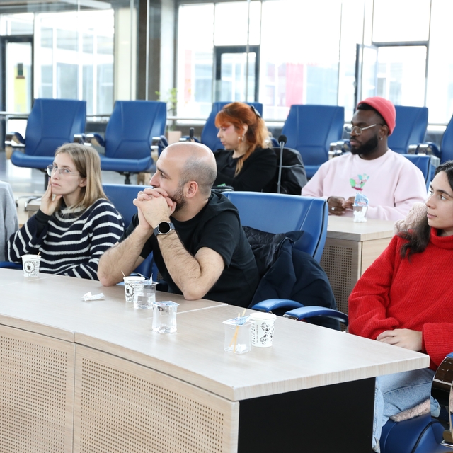 AB'ye üye 13 ülkeden gelen gençler Diyarbakır'ı gezdi
