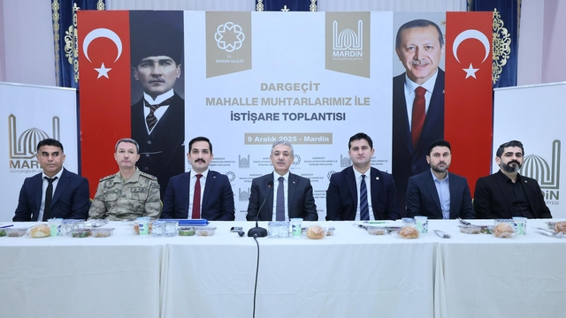 Mardin Valisi Tuncay Akkoyun muhtarlarla bir araya geldi