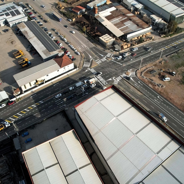 Başiskele Kullar'da kavşak düzenlemesi yapıldı