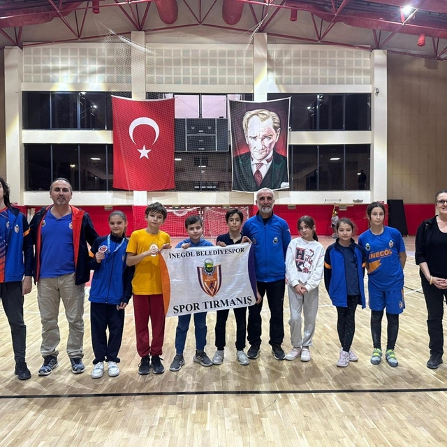 Küçük tırmanışçılar İnegöl'e dereceyle döndü