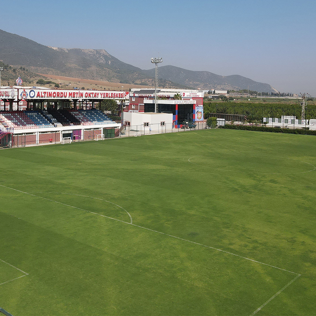 İzmirspor'a Altınordu eli uzandı