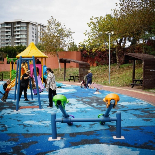 Konyaaltı'nın parklarına güvenlik kameraları yerleştiriliyor