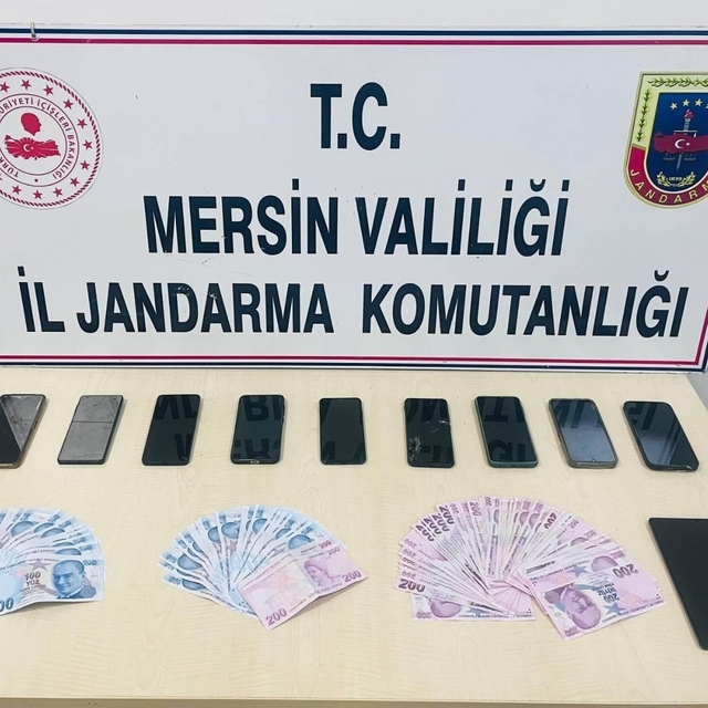 Mersin'de sahte TOKİ başvurusu ilanıyla dolandırıcılık iddiasına 5 tutuklam...