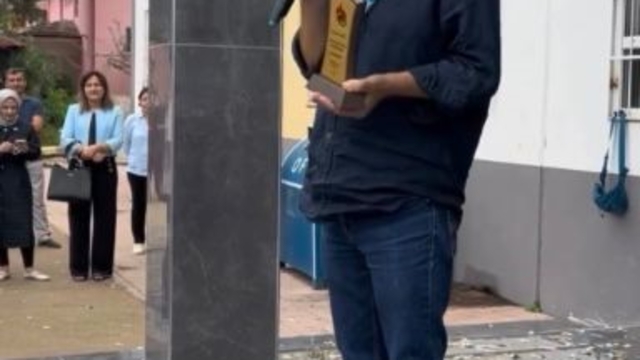 Osmaniye'de 35 yıllık meslek hayatı alkışlarla taçlandı