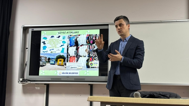 Gölcük'te lise öğrencilerine "sıfır atık" eğitimi