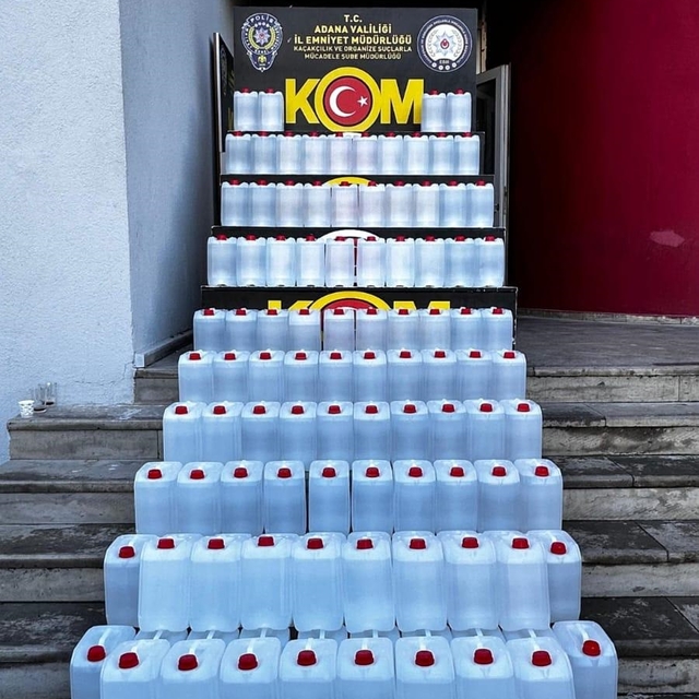Yılbaşı öncesi Adana'da 2 bin litre sahte etil alkol ele geçirildi